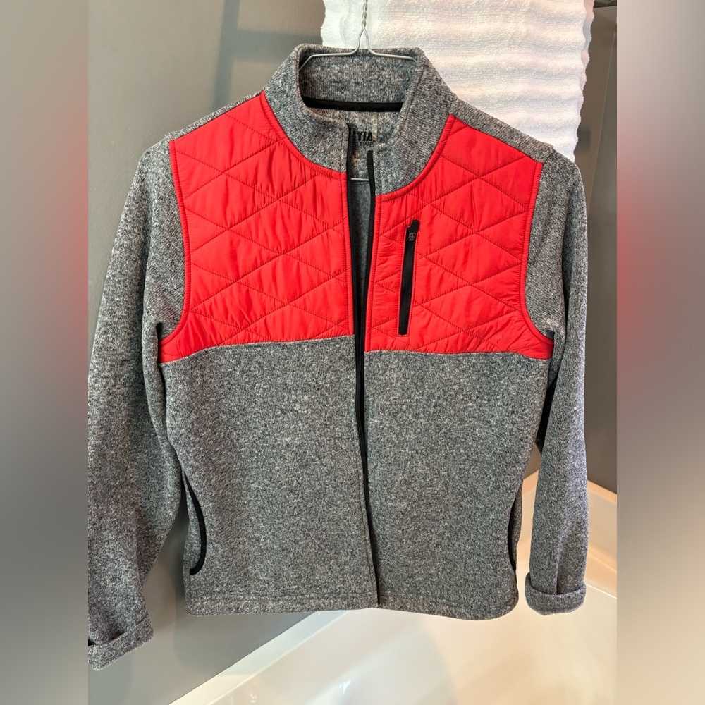 Zyia women’s red/heathered gray quilted cabin jacket Large